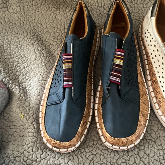 LOT SALE  New size 9.5-10 selling both together - Picture 3 of 5